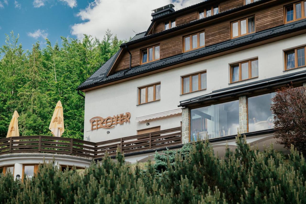 Hotel Troyer Trojanovice Kültér fotó