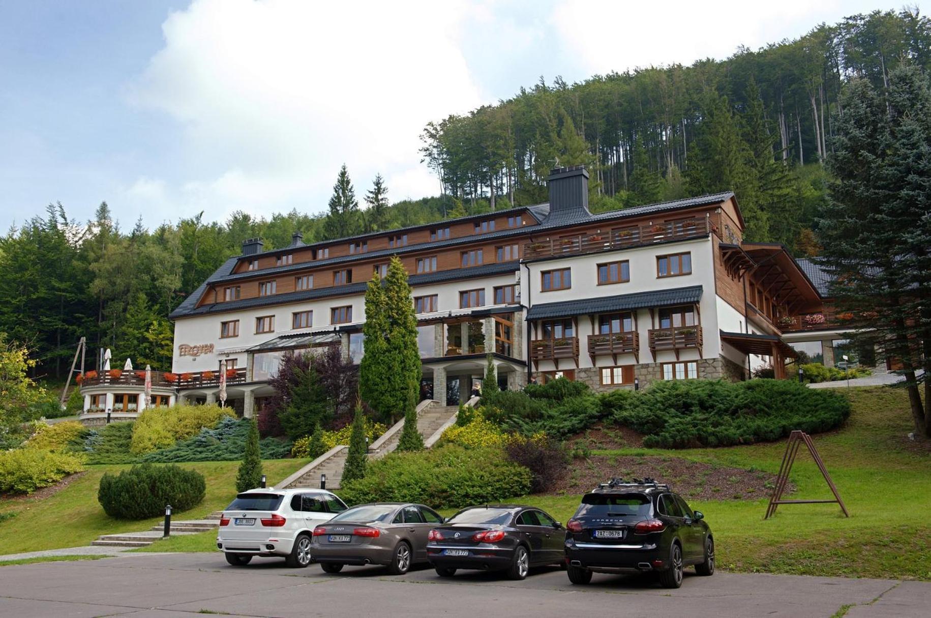 Hotel Troyer Trojanovice Kültér fotó